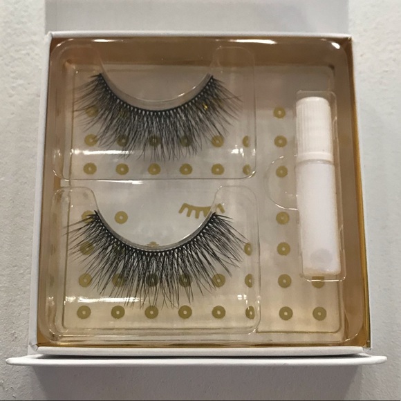 Battington lashes - Picture 3 of 4